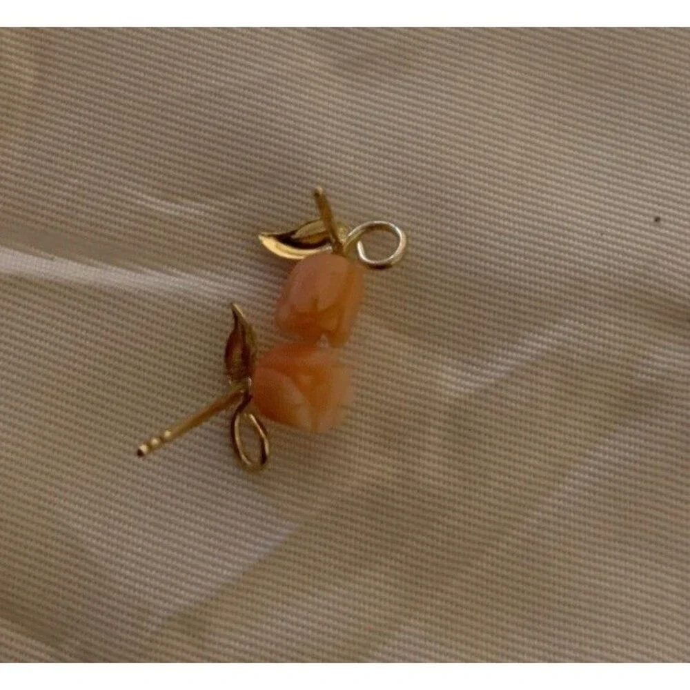 VINTAGE 14K GOLD ANGEL SKIN CORAL ROSES FLOWERS POST STUD EARRINGS